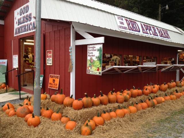 Red Apple Barn Ellijay Georgia